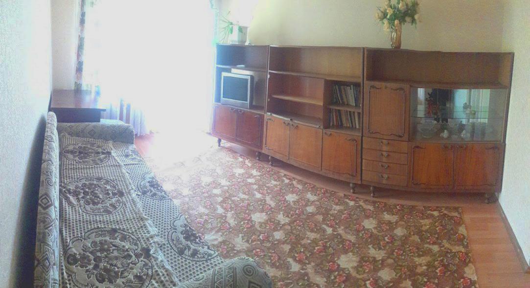 Darnickiy Bulvar Kyiv